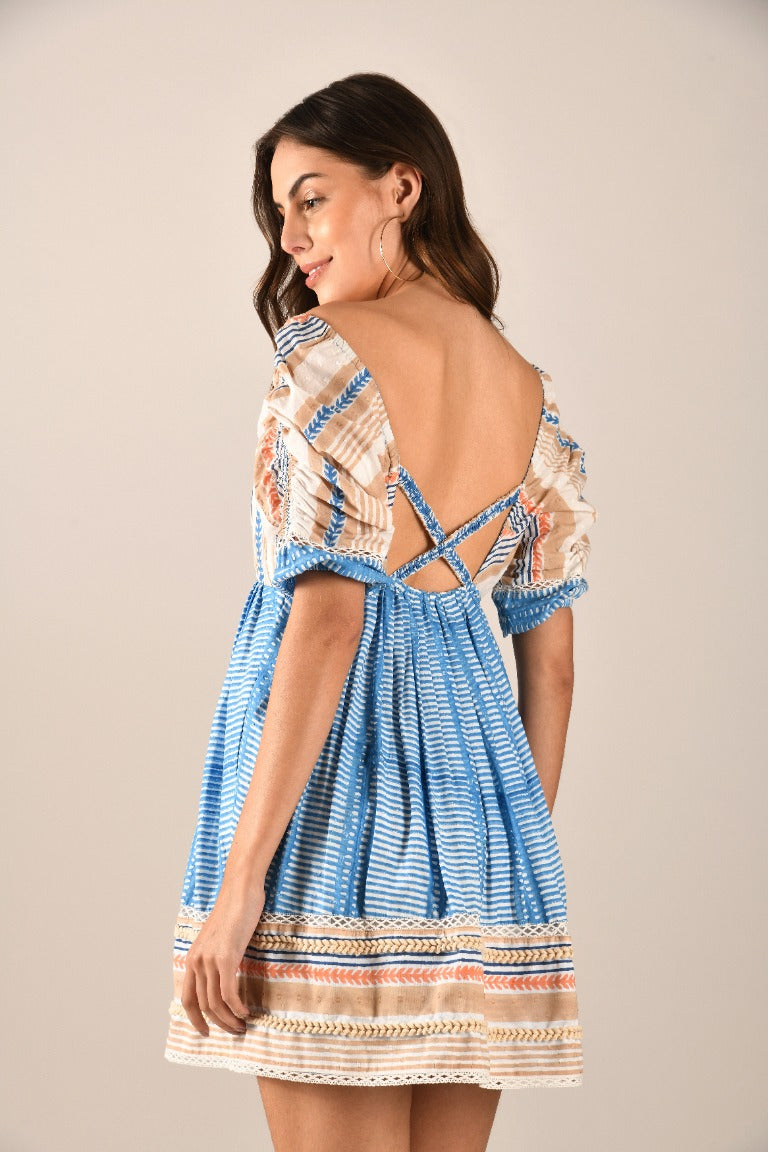 JAYA - Sweetheart neck mini dress with back detailing Be You Be One JAYA - Sweetheart neck mini dress with back detailing Be You Be One