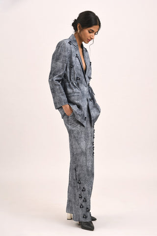 VICTORIA BLAZER